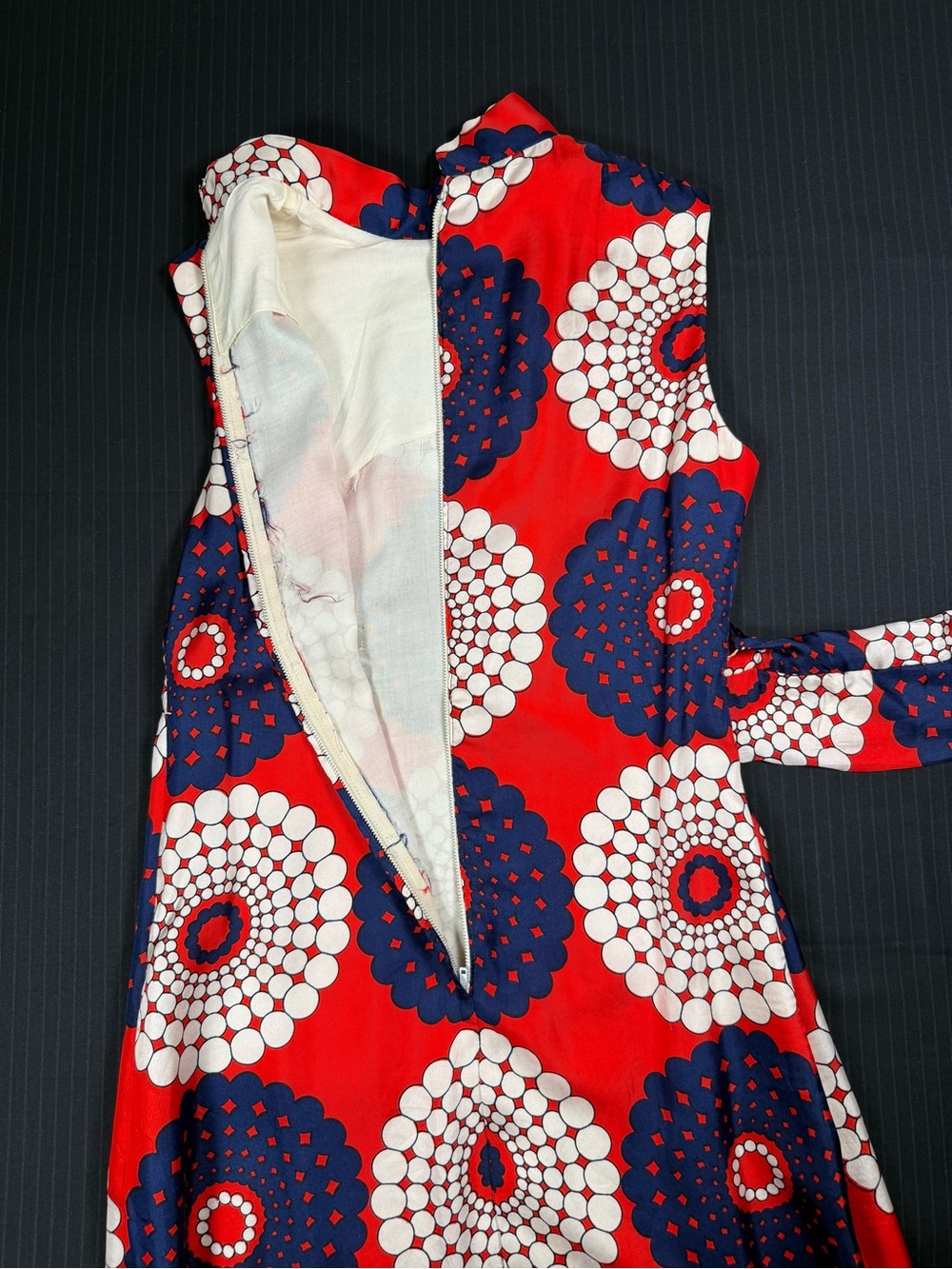 Vintage Mod Floral Geometric Shift Dress - Picture 7 of 16
